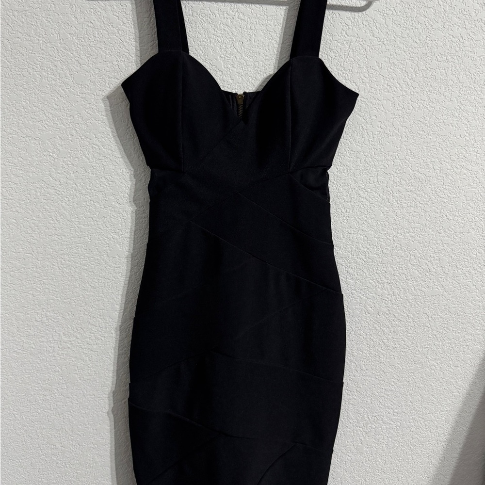 Emerald Sundae Black Sweetheart Neck Mini Dress